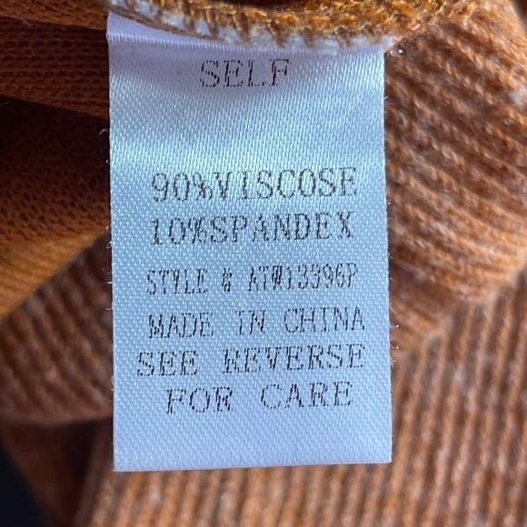 And the Why Aztec Fringe Sweater, Size 1X - Like New! - Picture 4 of 5